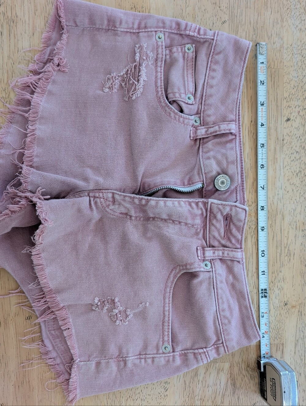 Blush Pink Frayed Hem American Eagle Denim Shorts. Size 2